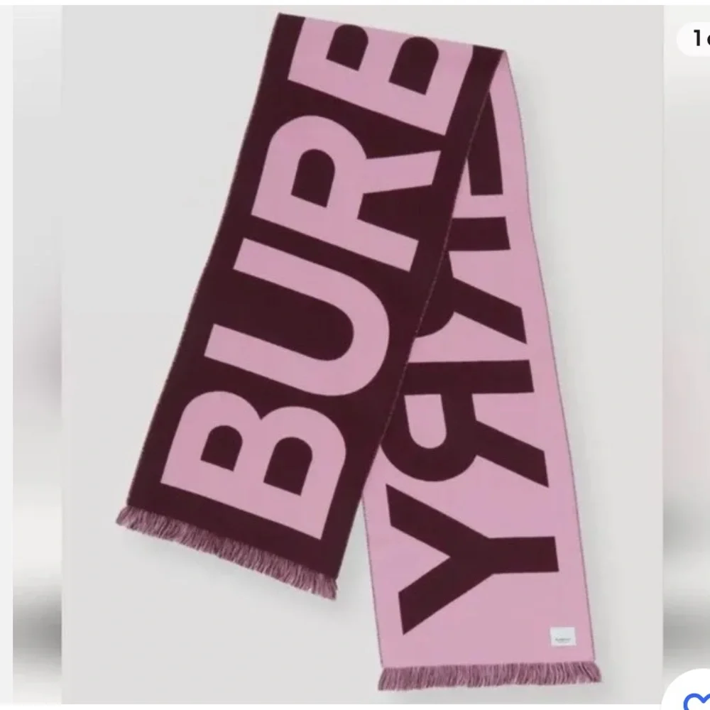 NWT authentic Burberry logo wool jacquard scarf - Picture 2 of 6